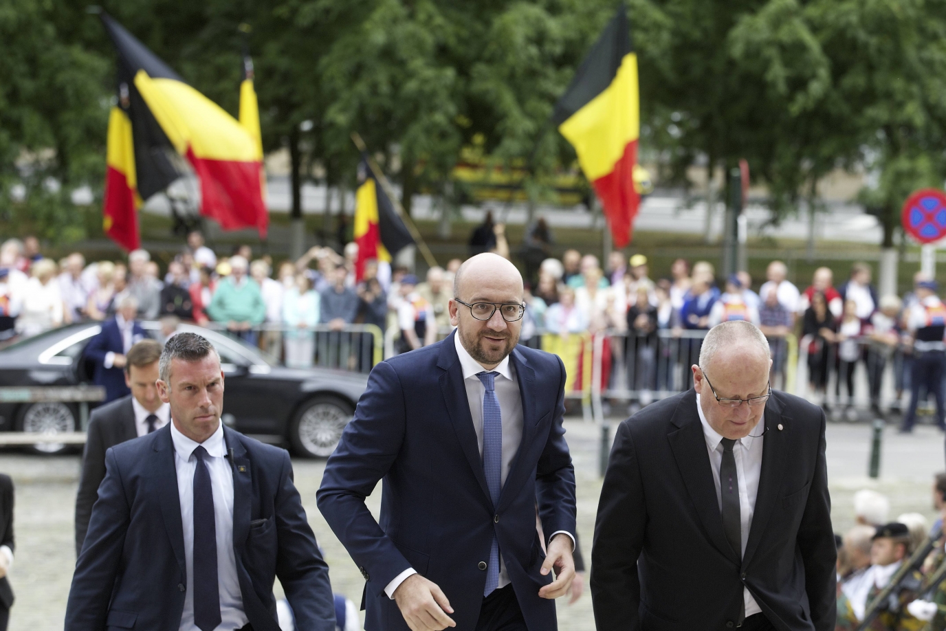 21. Juli 2015: Nationalfeiertag, Besichtigung der Rue de la Loi Nummer 16