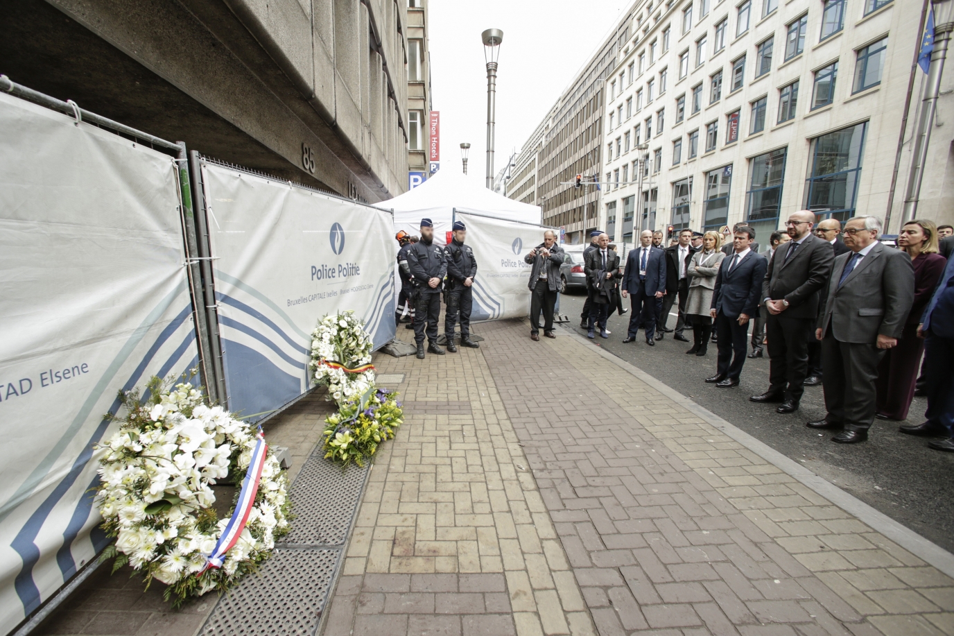 Moment of reflection at the Maelbeek metro station and encounter with French Prime Minister Manuel Valls