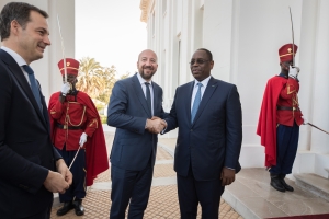 Arbeitsbesuch im Senegal: Unterredung mit dem senegalesischen Präsidenten Macky Sall.