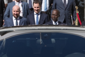 Arbeitsbesuch im Senegal: Treffen mit dem senegalesischen Premierminister Mahammed Boun Abdallah Dionne und dem Minister der Entwicklungszusammenarbeit Alexander De Croo.