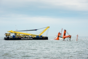 Visite de l'épave du cargo Flinterstar échouée entre Ostende et Zeebrugge avec le Secrétaire d’Etat Bart Tommelein