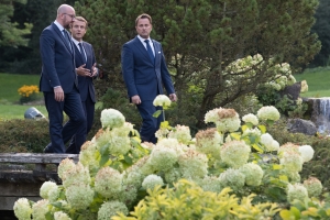 Working meeting between the Prime Minister of Luxemburg, Mr. Xavier Bettel, the President of the Republic of France, Mr. Emmanuel Macron and the Prime Minister of Belgium, Mr. Charles Michel